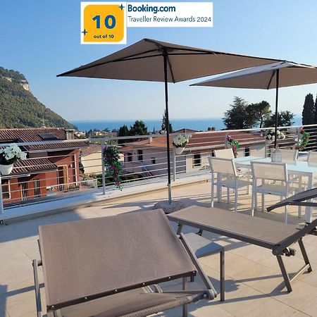 Garda View - Nuovo Appartamento Con Solarium Vista Lago Exterior photo
