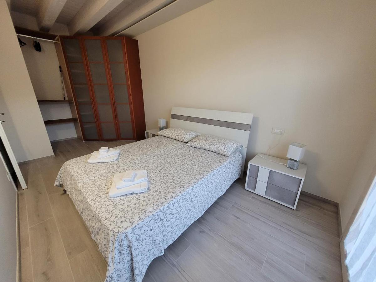 Garda View - Nuovo Appartamento Con Solarium Vista Lago Exterior photo